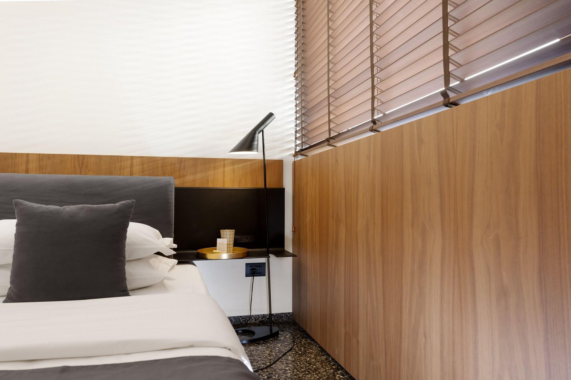 Hotel Royal Bissolati Rzym Zewnętrze zdjęcie