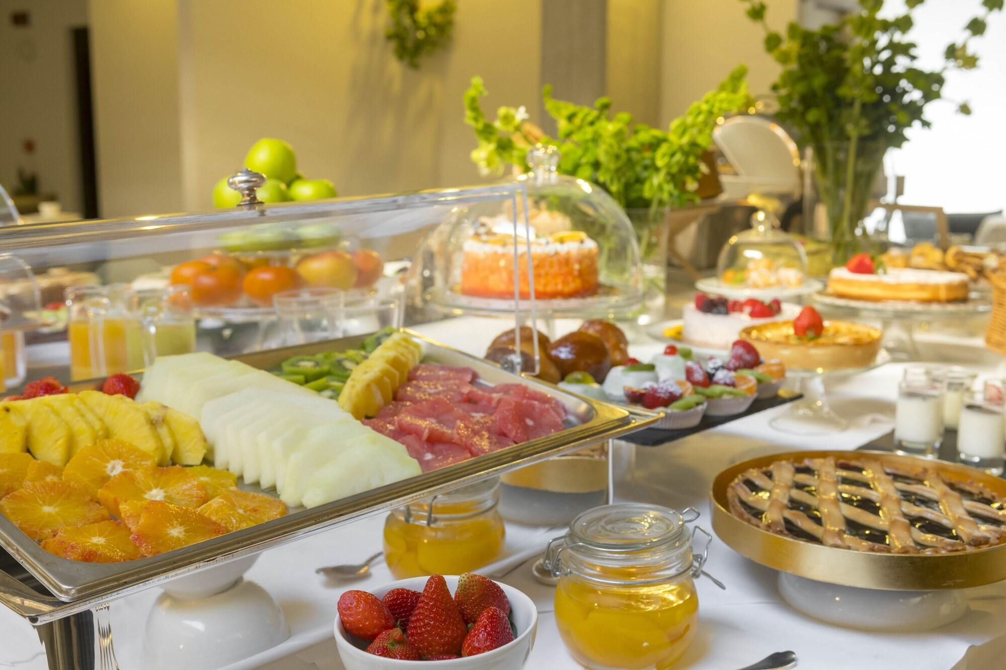 Hotel Royal Bissolati Rzym Zewnętrze zdjęcie